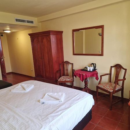 Hotel Francesca تيميشورا المظهر الخارجي الصورة