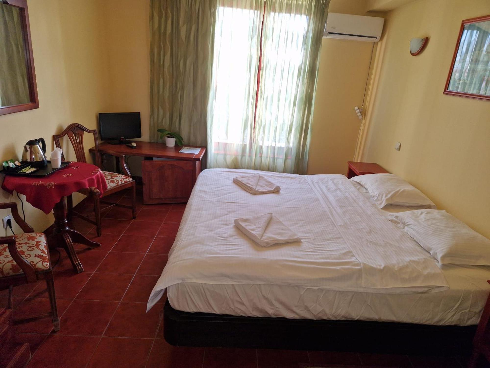 Hotel Francesca تيميشورا المظهر الخارجي الصورة