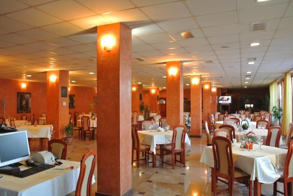 Hotel Francesca تيميشورا المظهر الخارجي الصورة